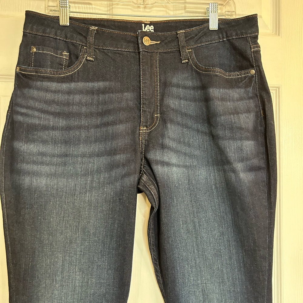 Lee Bootcut Jeans - Picture 4 of 16